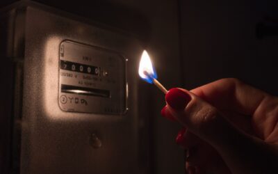 Queda e instabilidade de energia: Como resolver esses problemas em seu condomínio