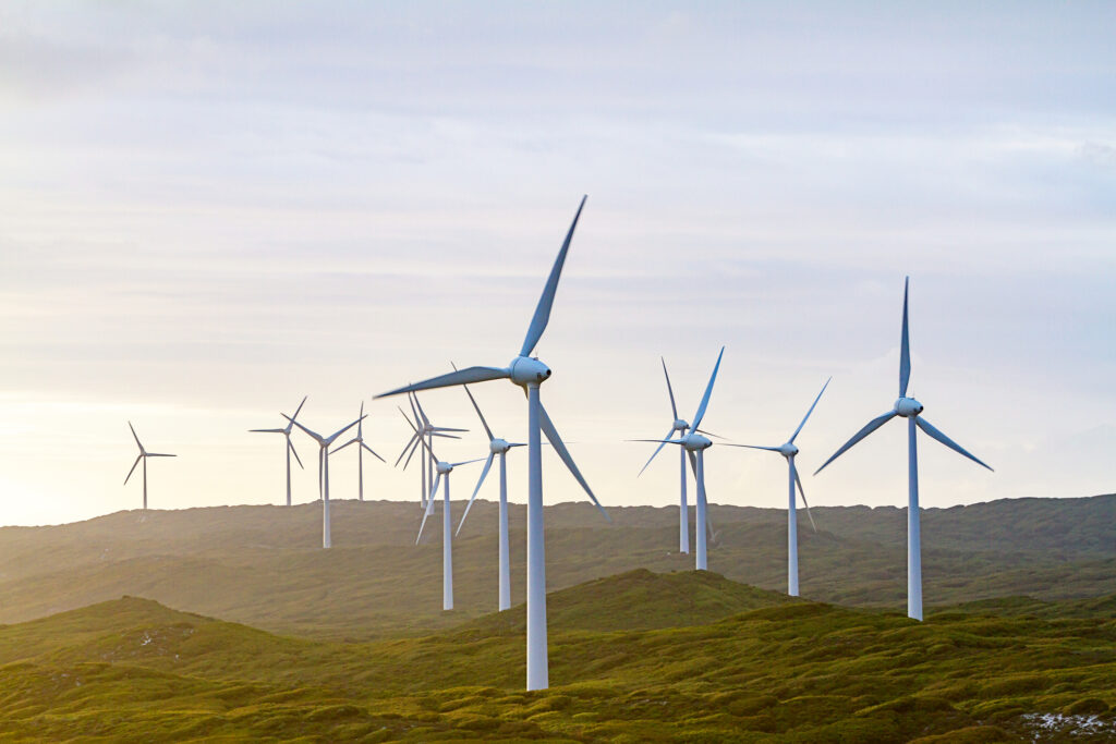 Descubra as principais vantagens e desafios do Mercado Livre de Energia.